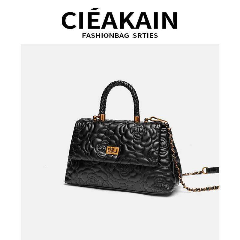 Elegant Fashionable Embroidered Rose Crossbody Chain Handbag Single Shoulder Bean Sprout Mountain Tea Flower Bag