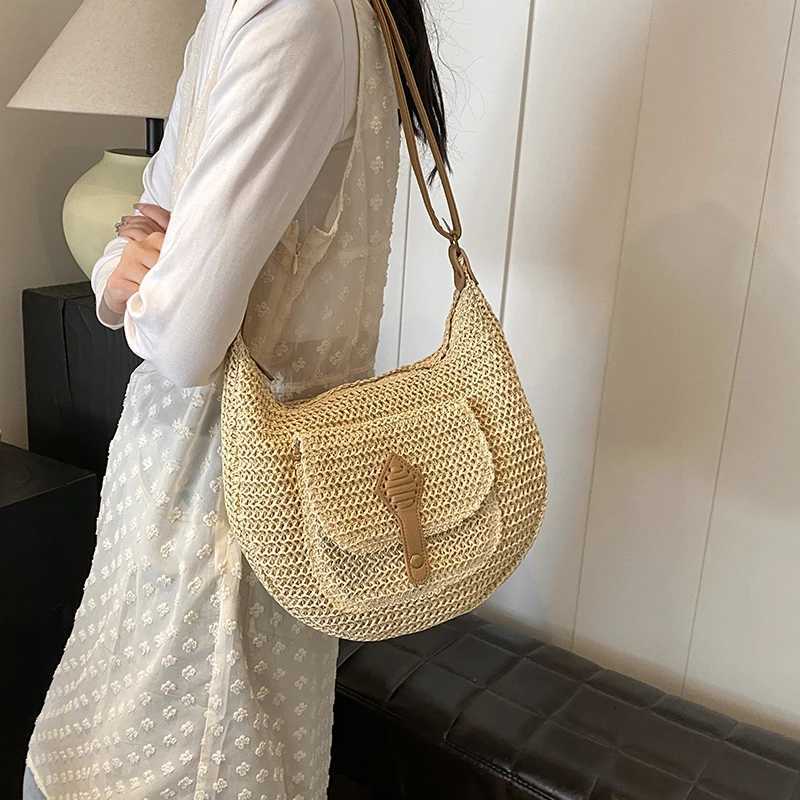 Fashionable Large Capacity Woven Bag Beach Vacation Beachside Straw Single Shoulder Slant Crossbody Bag Y250719