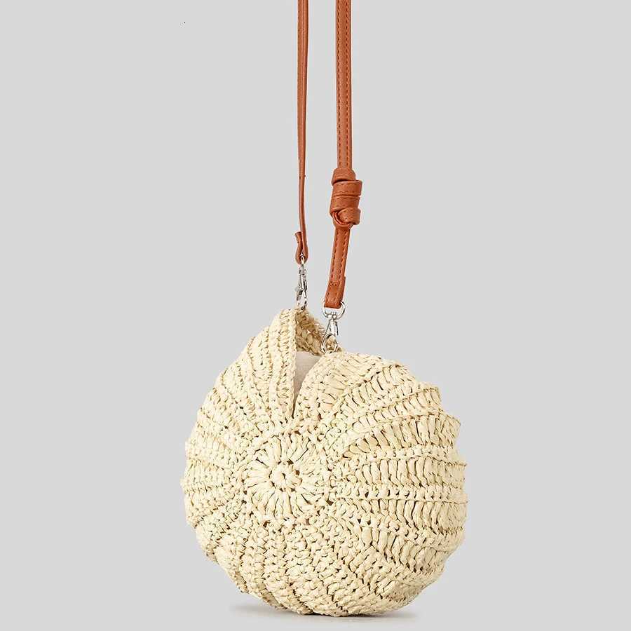 Creative Conch Design Straw Shoulder Bags Funny Paper Woven Crossbody Bag Cute Summer Beach Bag Small Female Purses 2025 Y250719