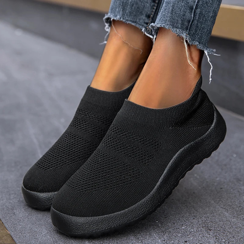 2024 Women Sport Sneaker Flat Bottom Breathable Comfortable Women Sneakers Slip On Sock Solid Color Womens Running Shoe 250716