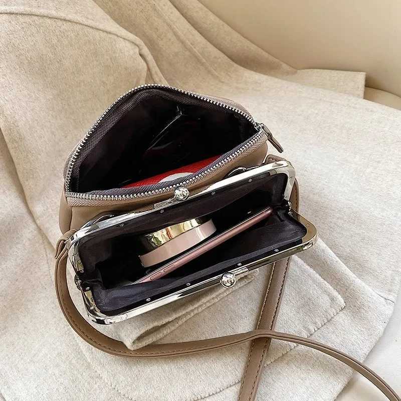 Fashion Spring summer Shoulder Bag Female PU Leather Crossbody Bags Simple Solir Color Clip Messenger bag Lady Handbag Purse sac Y250719
