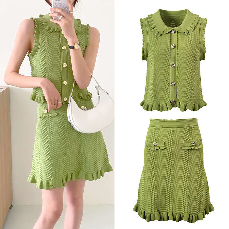 2025 French Ruffle Doll Collar Niche Design Sleeveless Wave Knit Vest And Skirt Set