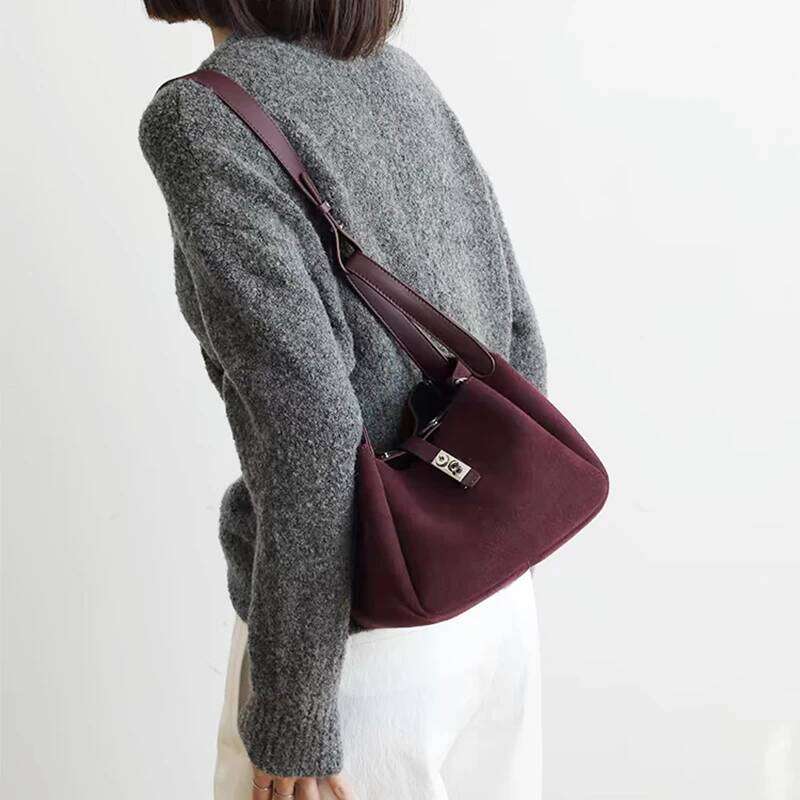 Custom Letters Design Woman Shoulder Suede Leather Fashion Handbag Lady Vintage Versatile Large Capacity Bucket Bag