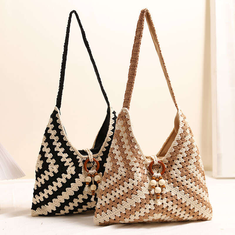 Hot Selling Hollow Out Single Shoulder Cotton Woven New Tassel Straw Vacation Style Beach Versatile Women's Bag