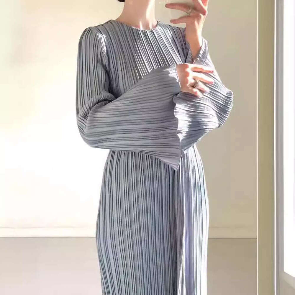 European and American Design Women's Fashion Autumn New Long Elegant Pleated Flared Sleeve Mid-Length Dress