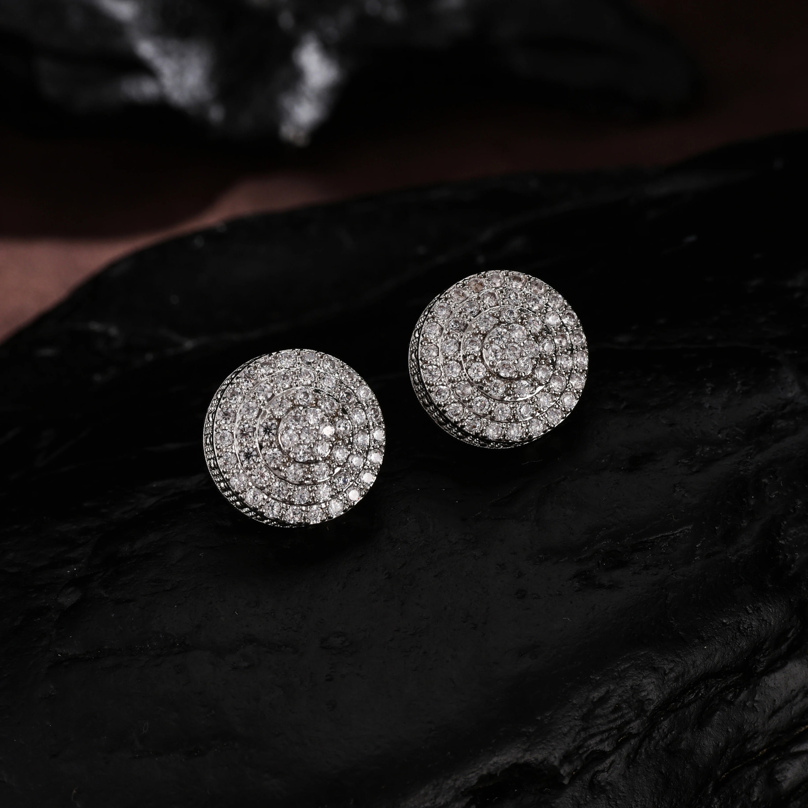 TrendMen Hiphop Rock Round Copper Zirconia Stud Earrings For Men Boy Silver Color Metal Crystal Earring Party Ear Jewelry Gifts 250715