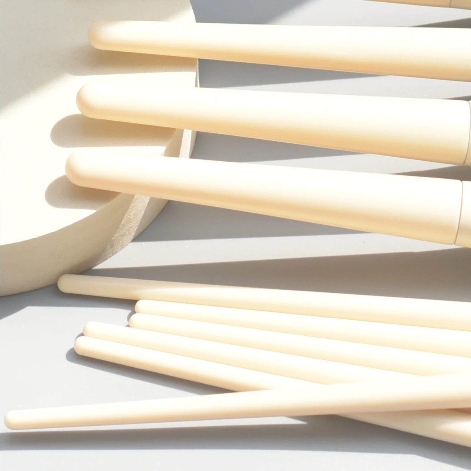 Soft Fluffy Makeup Brushes Set Eye Shadow Foundation Women Cosmetic Powder Blush Blending Beauty Make Up beauty Tool 250714