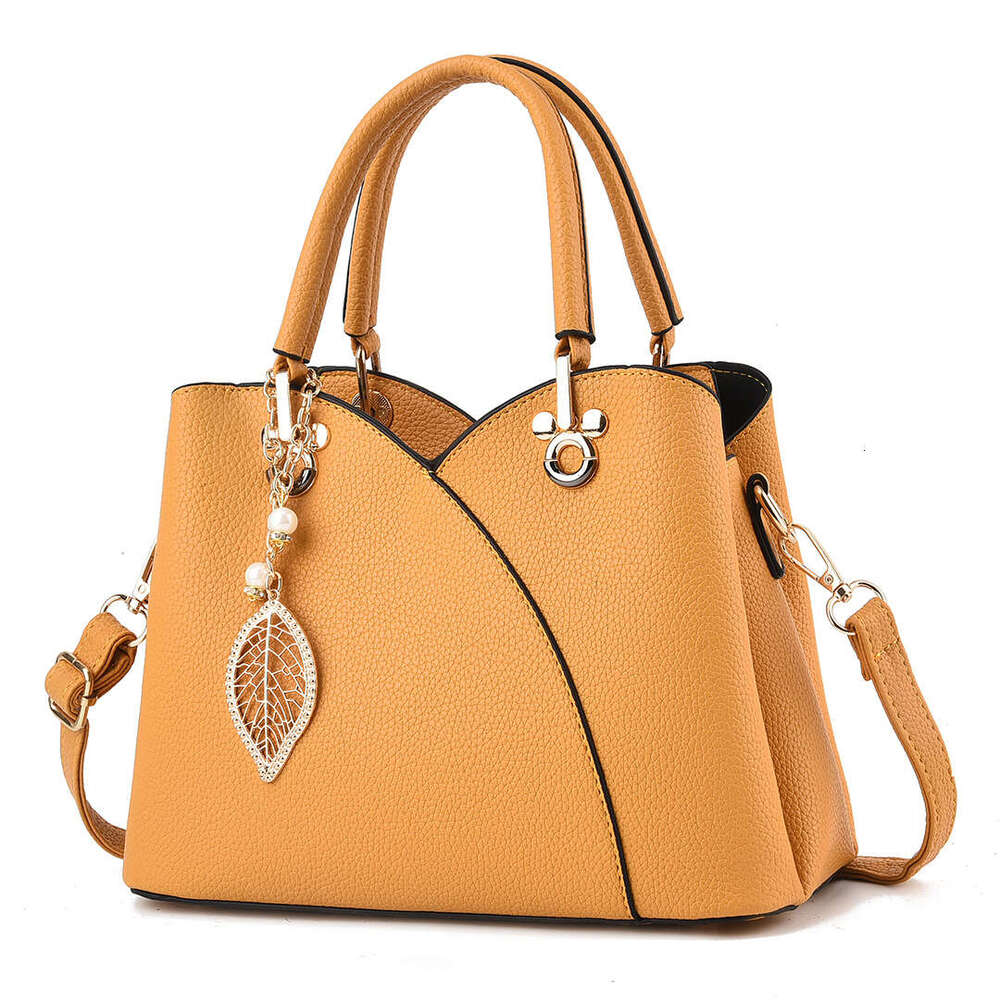 Handbag for Women Fashion 2024 New High-end Trendy Versatile Women's Elegant Temperament Shoulder Bag