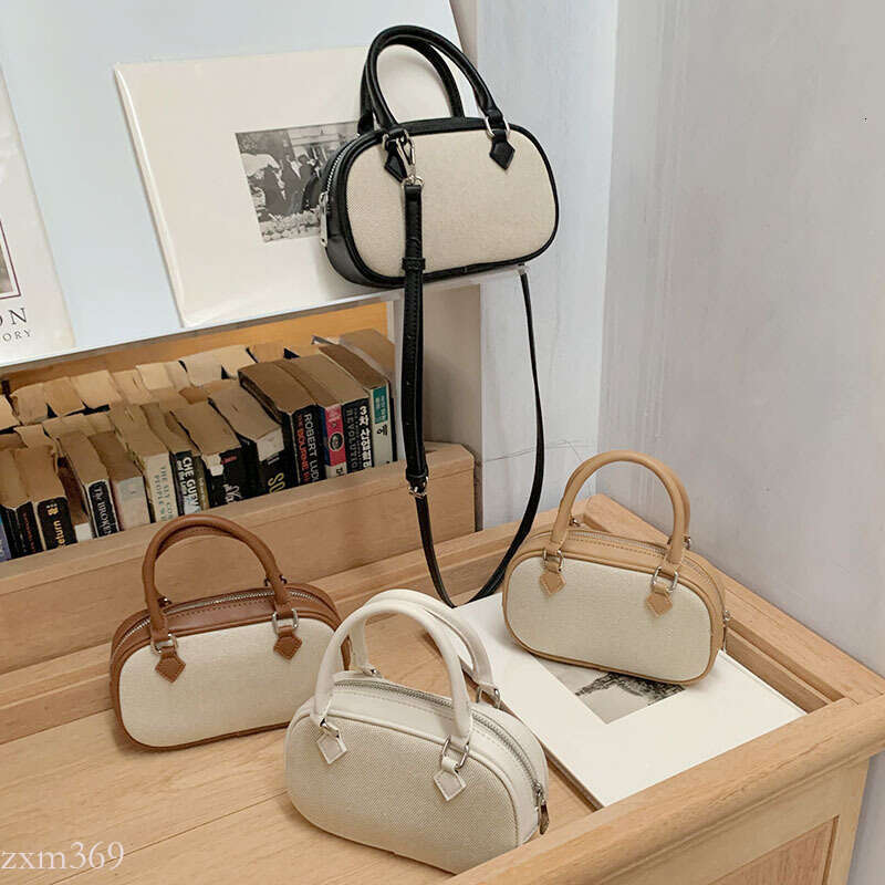 Mini Handbag Small Square for Women 2025 New Korean Style Trendy Ins Casual Versatile Commuter Canvas Crossbody Bag