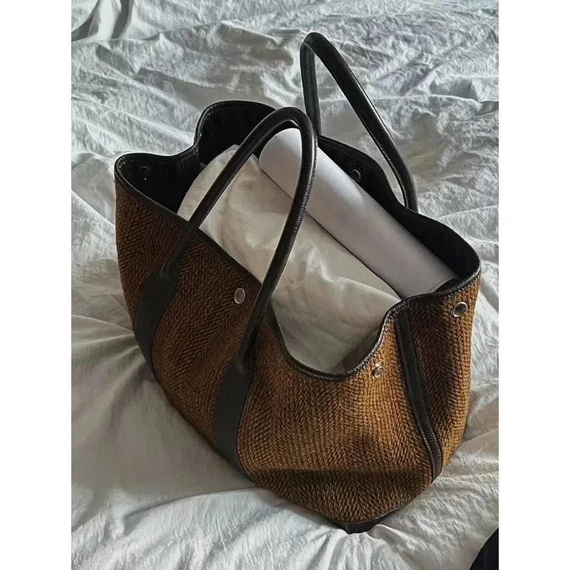 Small Niche High Appearance Level Female Fashion Temperament Woolen Single Shoulder Carrying Large Bag All-in-one Backpack 250717