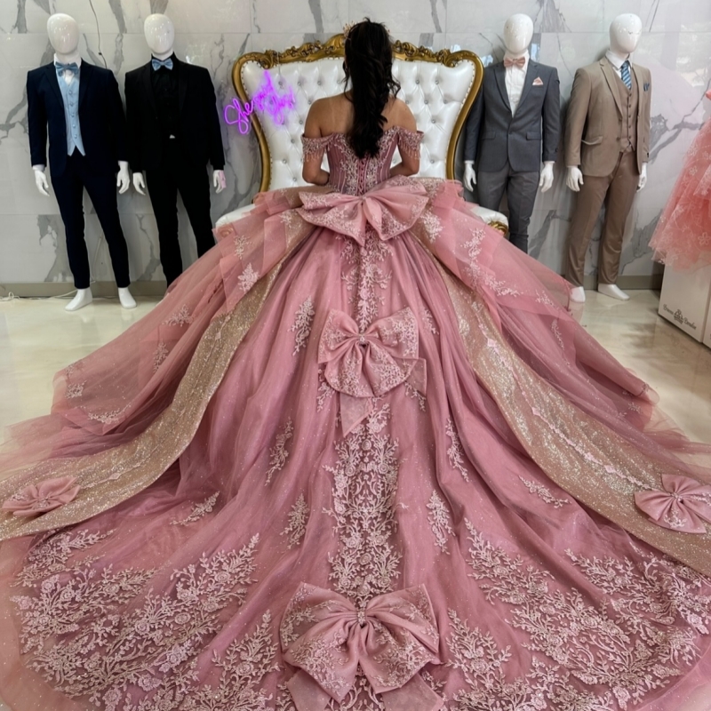 Pink Shiny Quinceanera Dresses Ball Gown Off The Shoulder Applique Lace Beading Bow Tull Party Birthday Sweet 16 Dress Vestidos 15 Anos