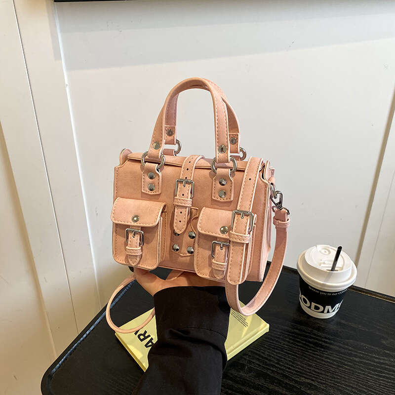 High-end Handbag Internet Celebrity Fashion Commuter Shoulder Crossbody Niche Bright Motorcycle Bag