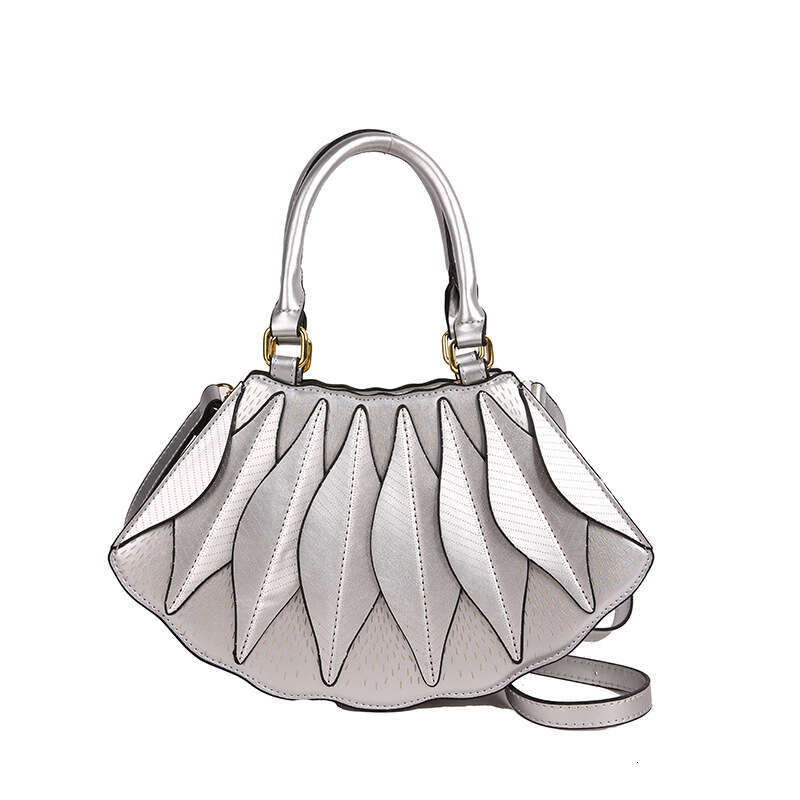 Ins Trendy Design Fan 2025 New Summer Versatile Shoulder Fashion Crossbody Women's Bag