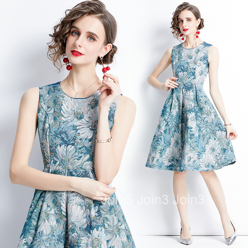 6533 spring and summer new womens temperament round neck sleeveless Jacquard Dress slim fit large swing A-line skirt