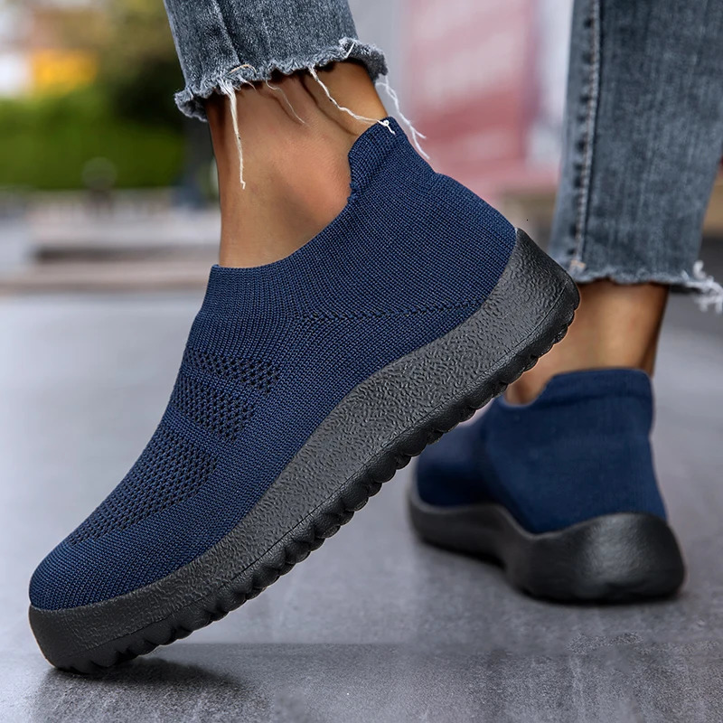 2024 Women Sport Sneaker Flat Bottom Breathable Comfortable Women Sneakers Slip On Sock Solid Color Womens Running Shoe 250716