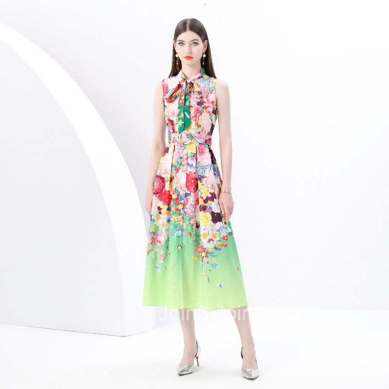 6139 Early Spring Flutter Collar Sleeveless Pleated Single Placket Long Oil Painting Print Dress