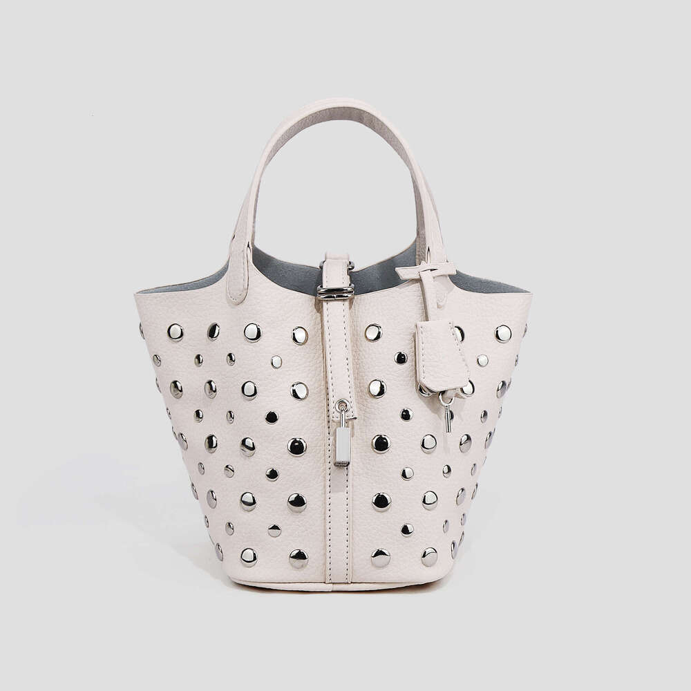 Fashion Punk Rivet Women's Commuting High-end New Crossbody Handbag Shoulder Bucket Bag