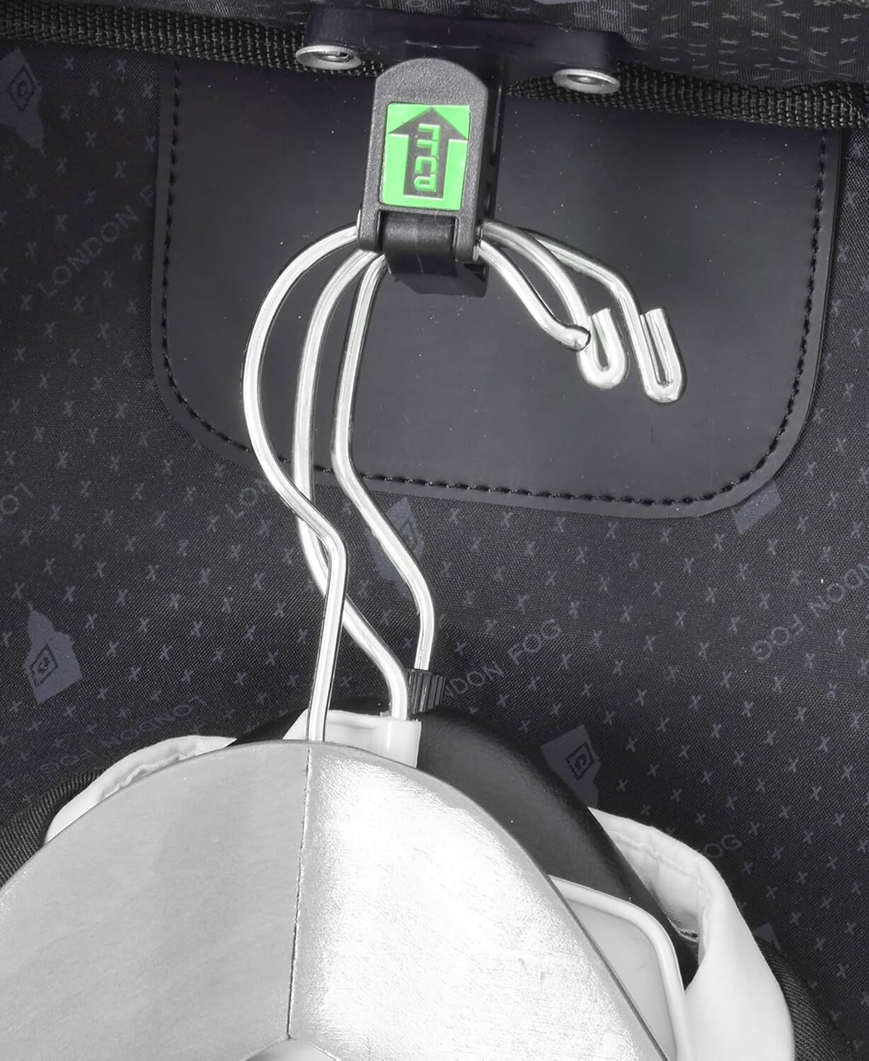 DHYMX designer bag LONDON FOG Buckingham 44-Inch Wheeled Garment Bag, Black