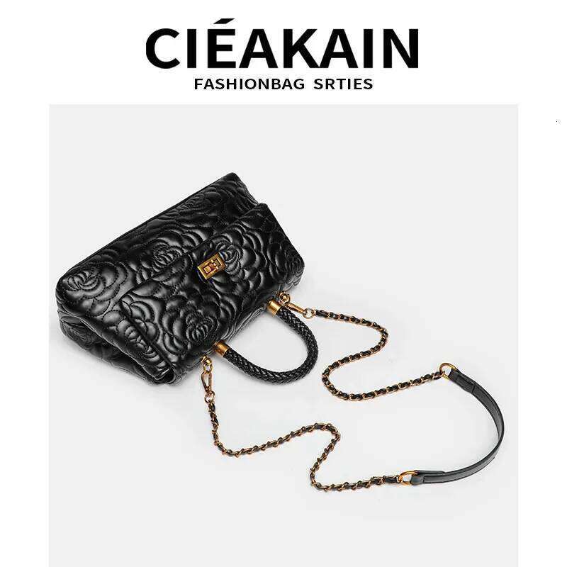 Elegant Fashionable Embroidered Rose Crossbody Chain Handbag Single Shoulder Bean Sprout Mountain Tea Flower Bag