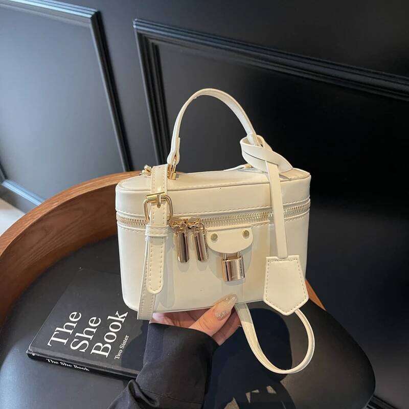 Fashionable Women's Messenger Bag Leather Crossbody Shoulder Handbag Designer Elegant Tote Purse