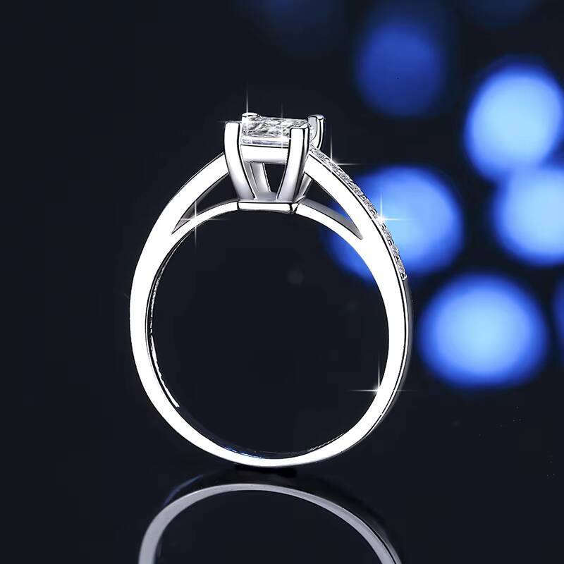 Fine Jewelry S925 Sterling Silver Ring Fashion Jewelry 18K Gold Plated Princess Cut Moissanite 1.2 Ct Diamond Wedding Ring
