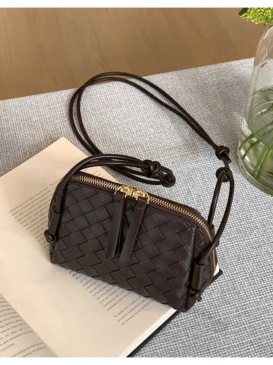 Woven ell Crossbody Bag Casual Versatile Single oulder Bag Phone Bag for Women Korean Sle Artistic Design Y250719