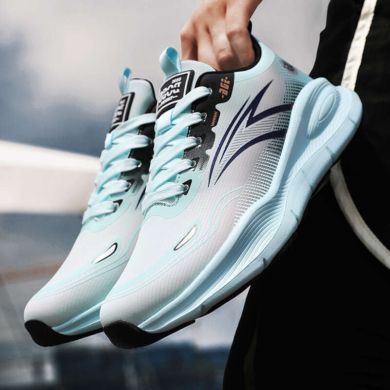 Four Seasons New Lightweight Outdoor Sports for Men Breathable Non-Slip Running Thick Sole Versatile Leather Lace-Up Men's Shoes