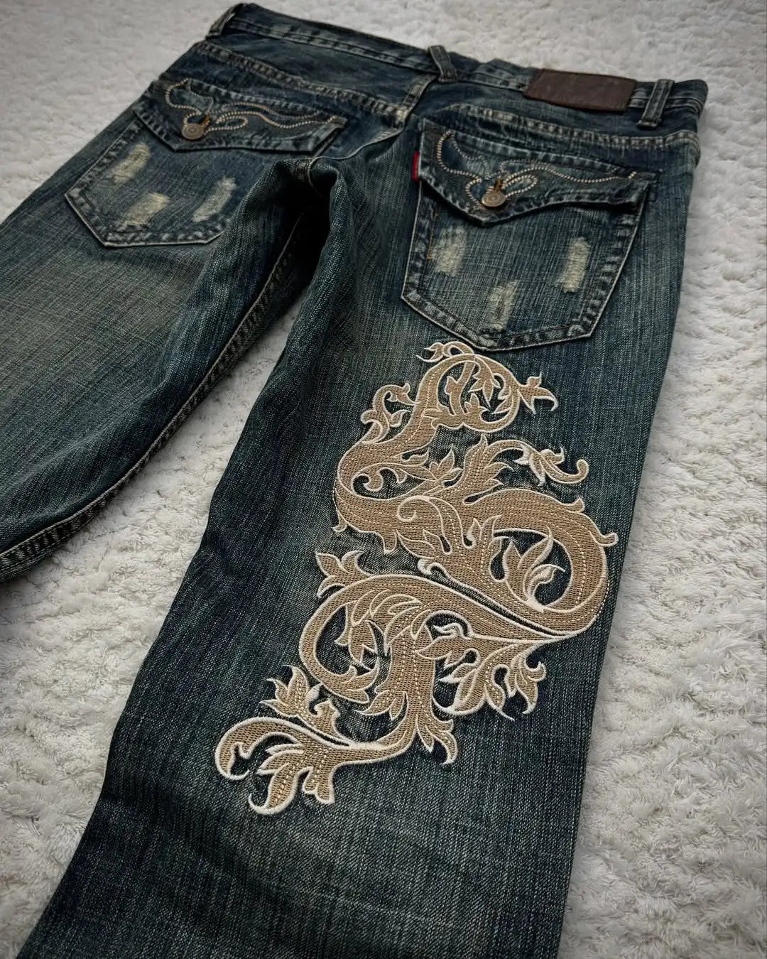 High Street Y2K Heavy Gradient Retro Rose Vine Mantle Thorn Embroidered Blue Washing Jeans Women Personalized Micro-flare Pants 250714