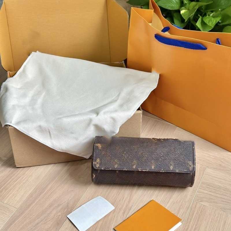 Three-slot Watch Storage Box Portable Travel Watch Case Home Watch Collection Gift for Self-use