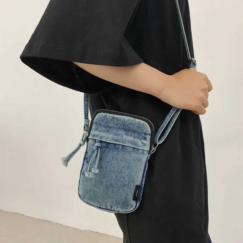 Zipper Sewing Thread Womens Shoulder Bag 2025 New Womens Crossbody bags Mobile Phone Bags Hot Selling Design Mini Denim bolso Y250719