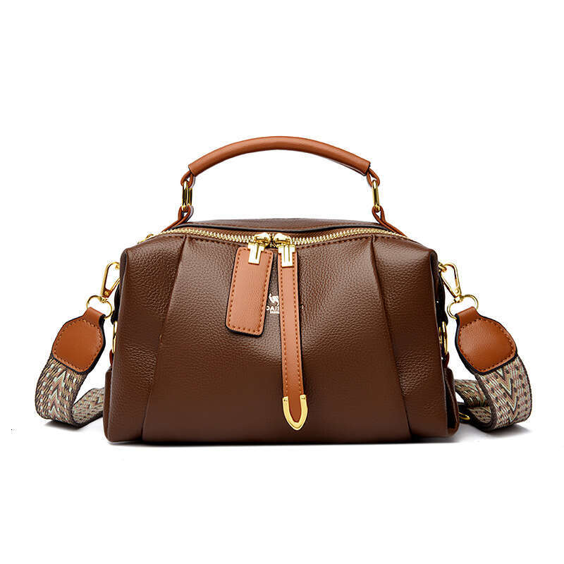 2025 New Crossbody Fashion Color Block Pillow Bag Versatile Elegant Women's Shoulder Handbag Trendy