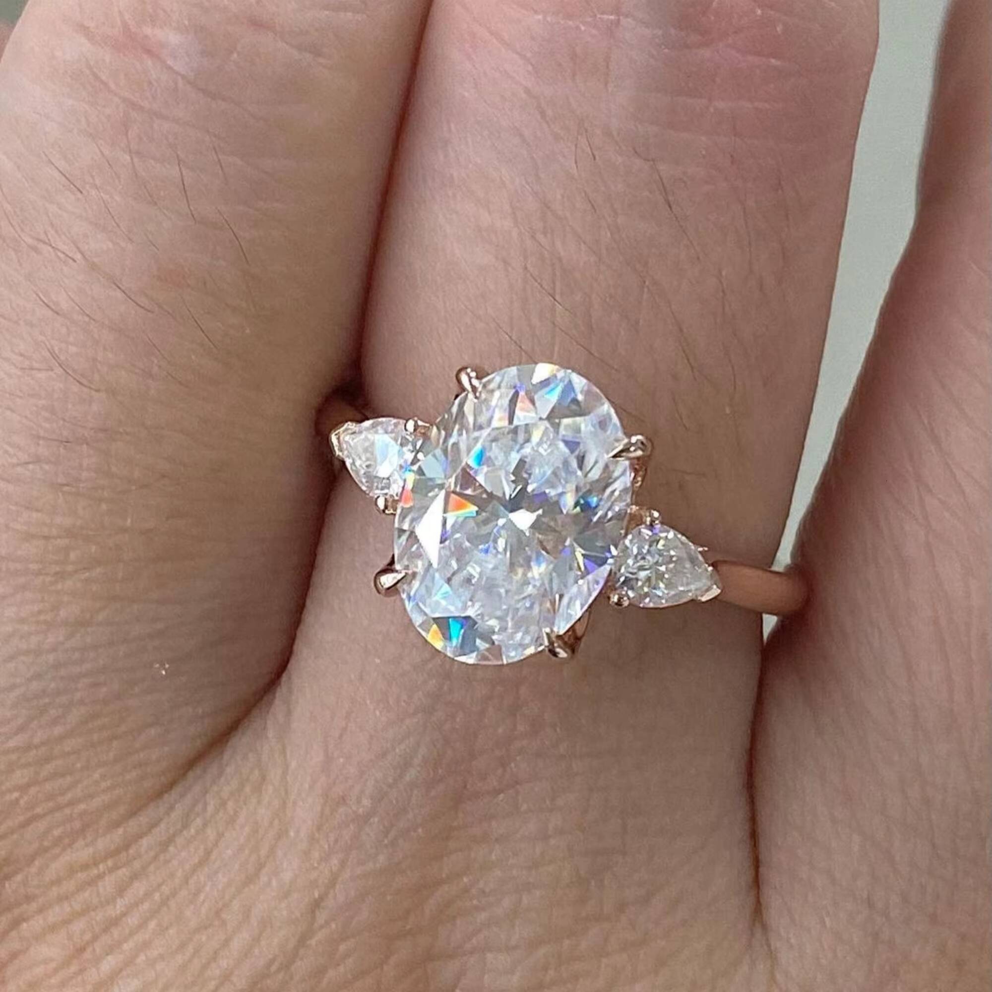 Best Quality 4 Ct Oval Cut Moissanite Diamond Ring 18K White Gold Original Jewelry Wholesale Factory Price Fine Jewelry Her