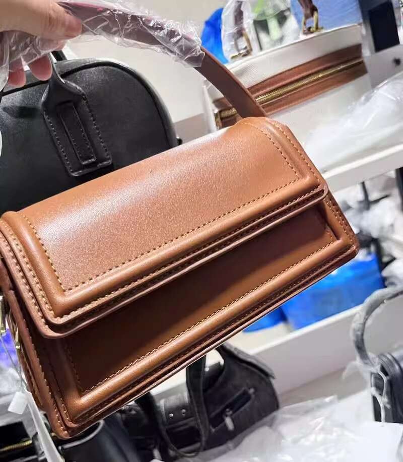 Leather Bag Bucket Bag Tote Bag Women S New Brown City Crossbody Handheld Shoulder Flap Small Square Bag Light Luxury