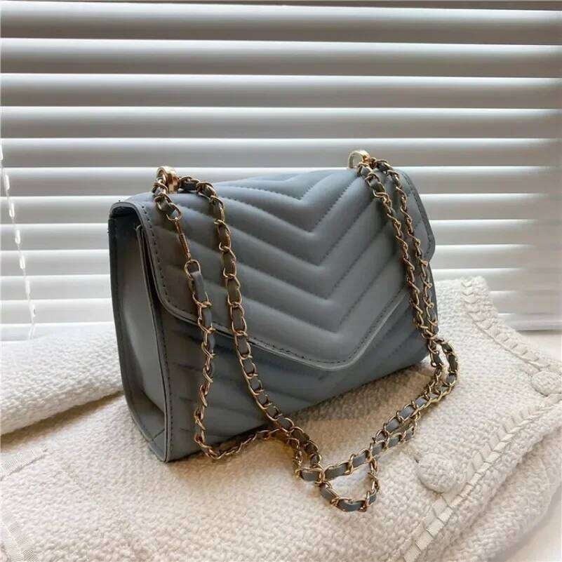 2025 Female Texture Commuter New Small Ladies Satchel Niche Shoulder Crossbody Student Women's Bag