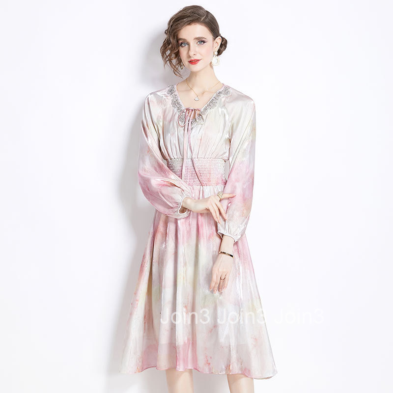 8007 Spring New Womens Fashionable Gradient Diamond Collar Lantern Sleeve V-neck Mid-length Dress