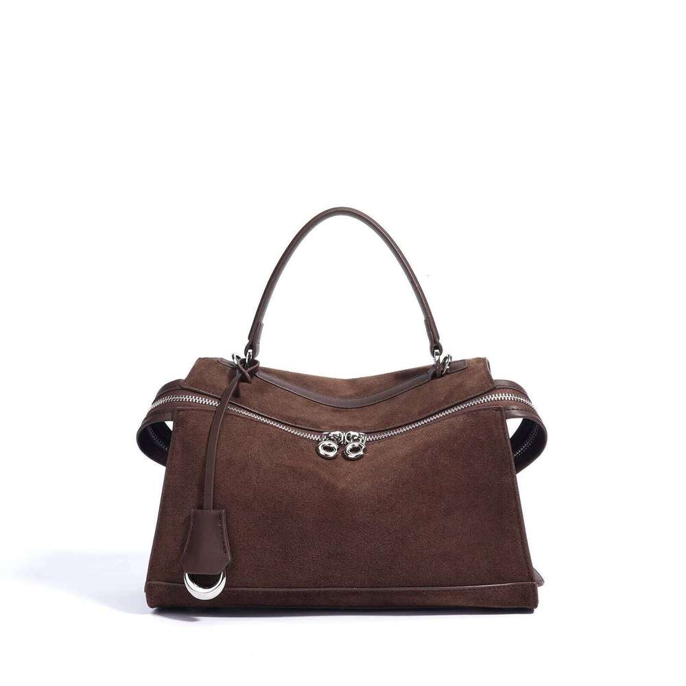 2025 Split Leather Crossbody Bag Women on Trend Matte Finish Shoulder Pack Versatile Commuting Tote Sophisticated Everyday Carry