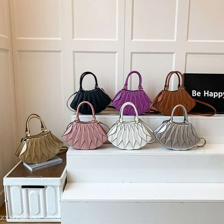 2025 Summer New High-Quality Textured Patchwork Shell Handbag Stylish Versatile Shoulder Crossbody Bag