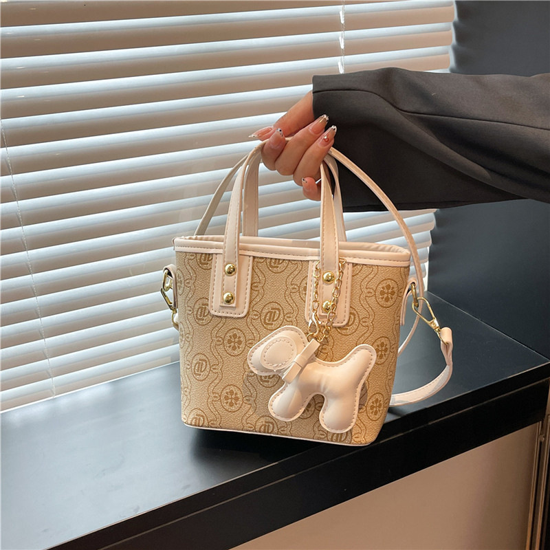 Luxury Brand Designer Bag Fashion Printed Bucket Bag Korean Style Simple Women's Bag New 2025 Summer Basket Handbag Single Shoulder Crossbody Bag