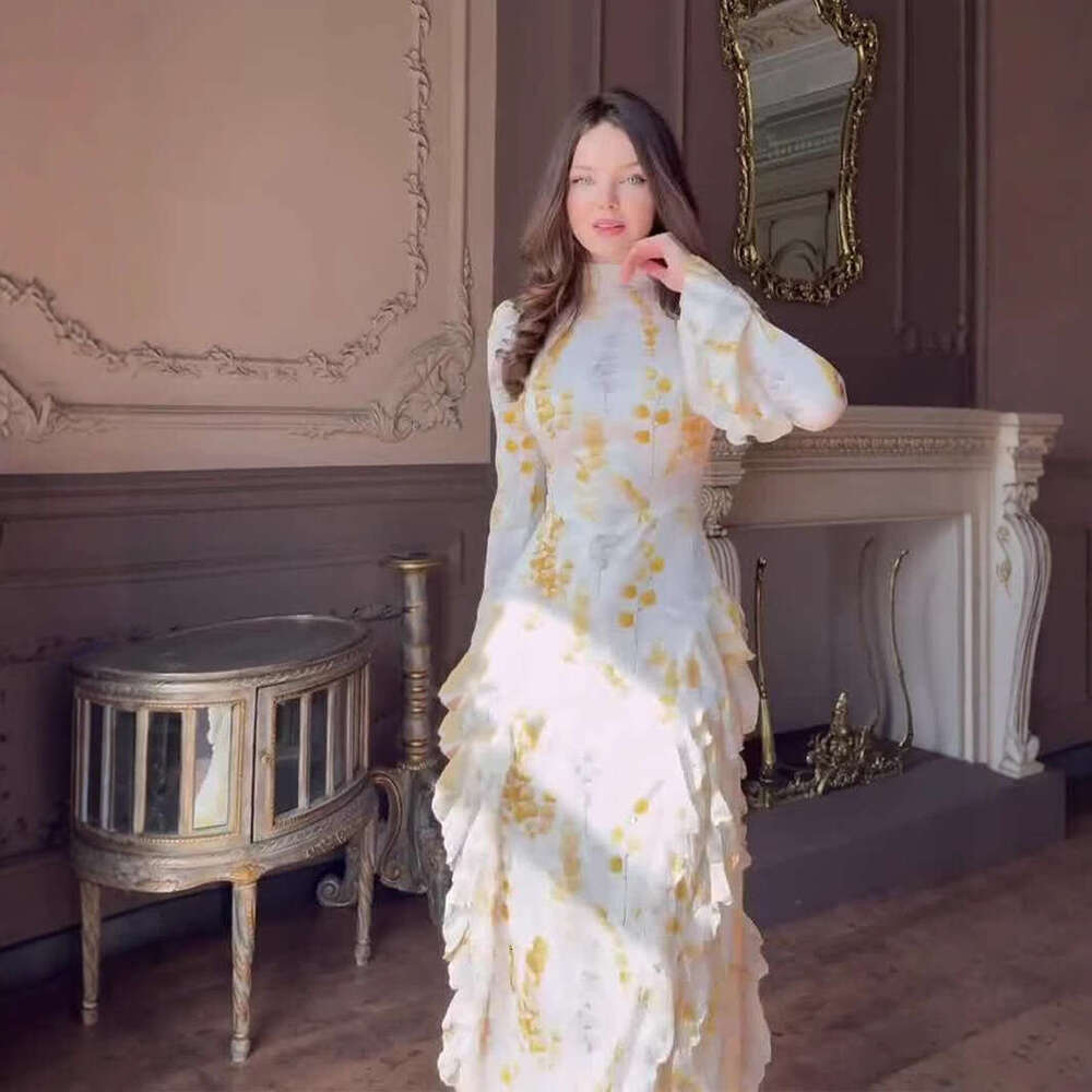 2025 New European and American Elegant Flowing Long Sleeve Slim Fit Soft Women's Dress