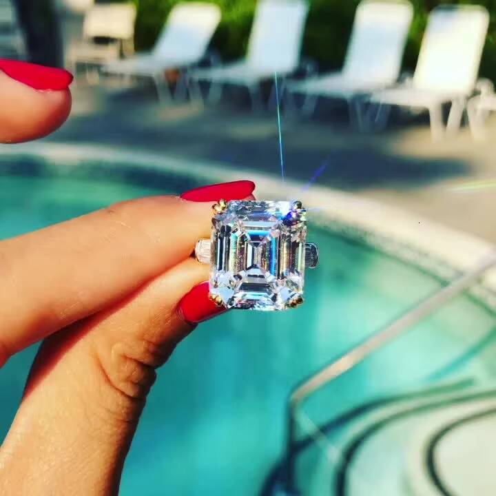 Luxury Jewelry 925 Sterling Silver Emerald Cut Halo Diamond Engagement Rings