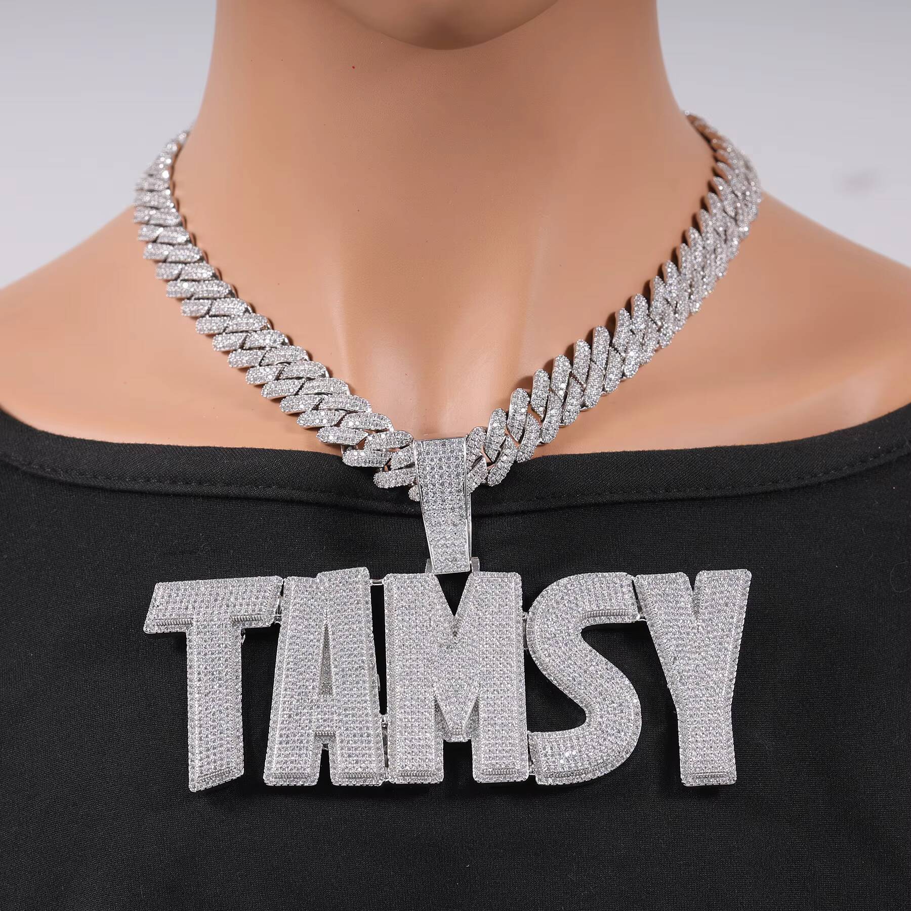 Custom Name vvs moissanite Letter Pendant Necklace Sparkling Big Diamond Cuban Charm for Women and Men Fashion Chains Necklaces