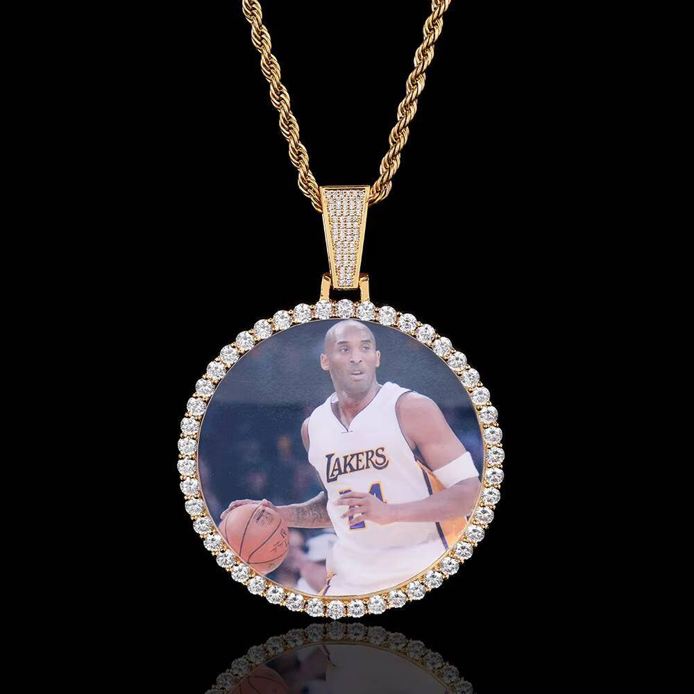 Custom Big Size Hip Hop Iced Out Cubic Zircon Gold Plated Brass Circle Photo Frame Pendant Necklace Jewelry for Family Gift