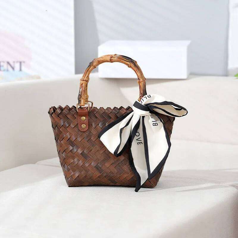 Handmade Fashion Versatile Woven Vegetable Basket Vintage Imitation Bamboo Beach Vacation Bag