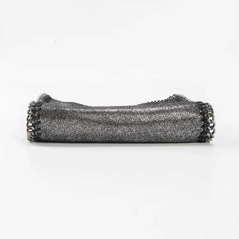 Womens Shoulder Bags New Chain Strap Quilted Purses And Handbags Designer Female Shoulder Crsossbody Bag Ladies Hand Bag Y250719