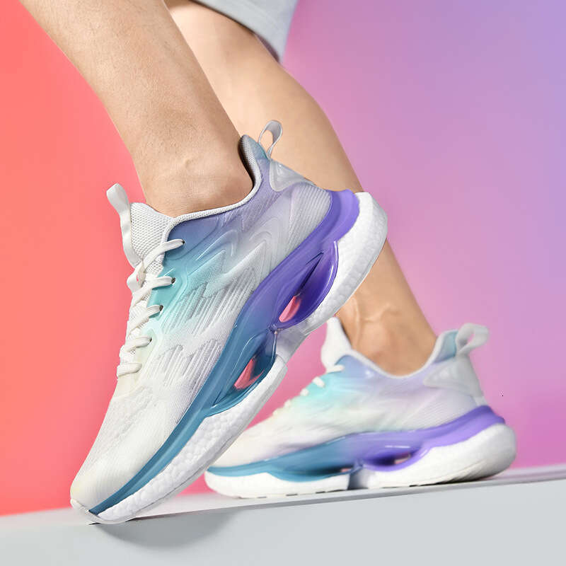 2025 Four Seasons New Mesh Night Light for Men Shock Absorption Soft Sole Middle School Entrance Exam Sports Student Professional Running Shoes