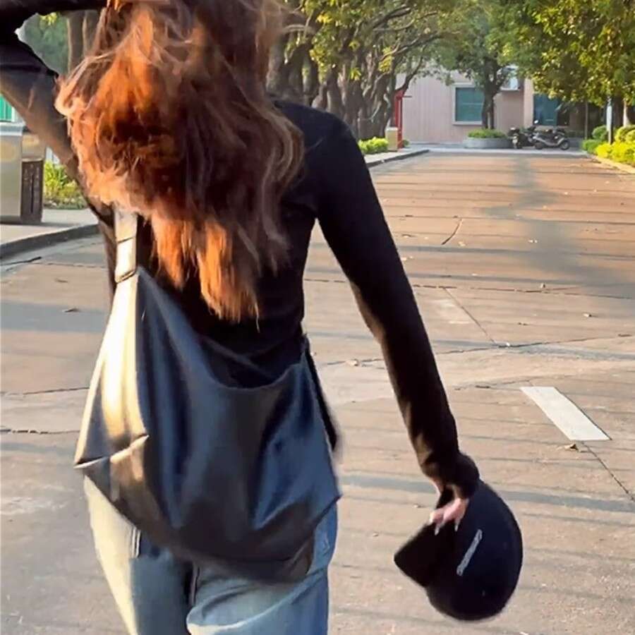 Leather Bag Bucket Bag Tote Bag Soft Leather Tote Large Capacity New Korean And Japanese Style Commuter Single Shoulder Crossbody Bag Light