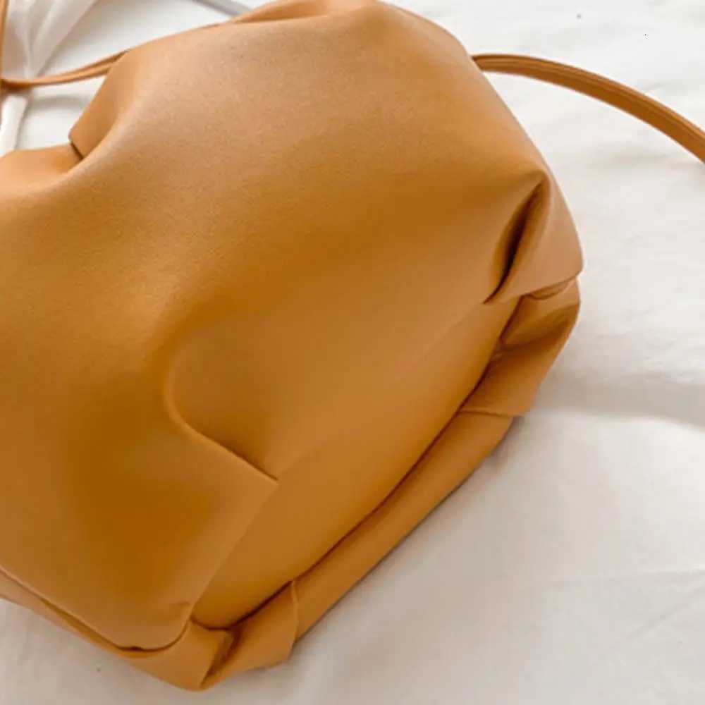 Travel Handbag Cloud Bag PU Outdoor Crossbody Phone Bag Korean Style Bag Very Peri Bag Womens Shoulder Bag Y250719