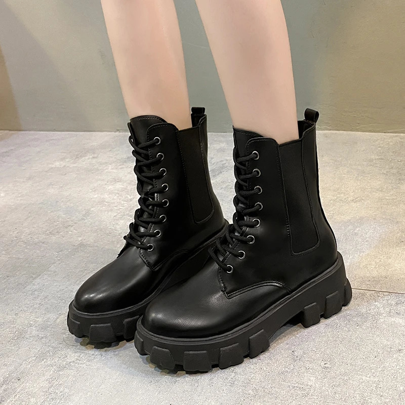 2025 Fashion Thick Sole Thick Heel Womens Boots Large Size Womens Shoes Black Platform Sole Small Short Boots 250714