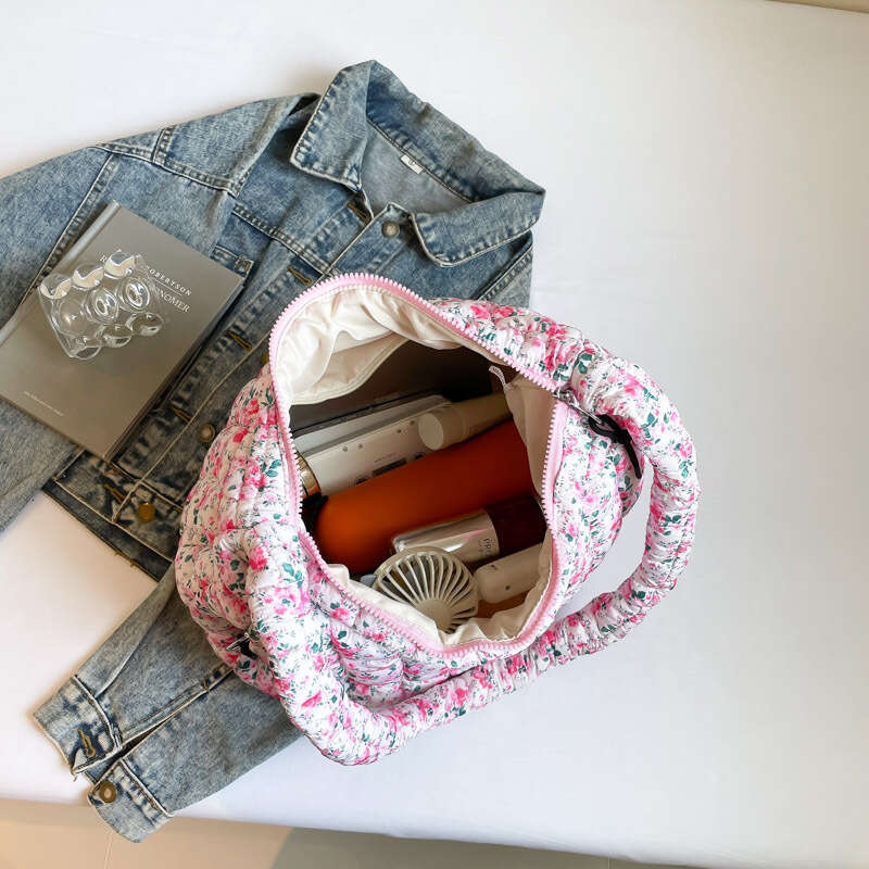 Trendy Cloud 2025 New Style Wrinkled Bubble Dumpling Quilted Single Shoulder Crossbody Large Capacity Tote Bag