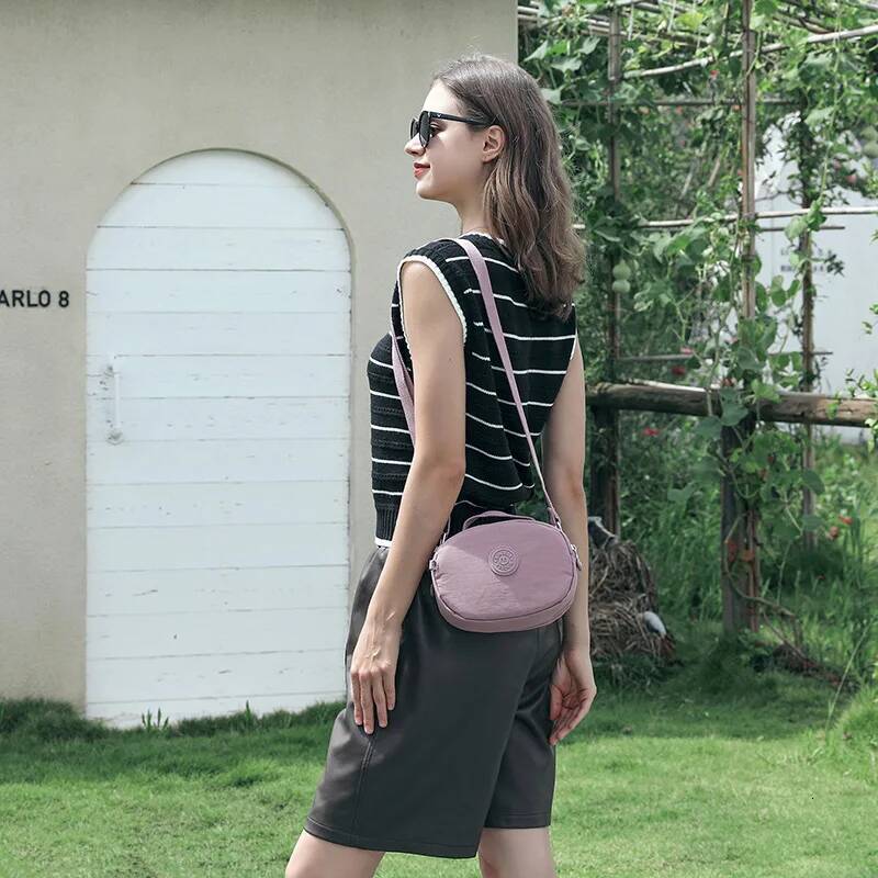 Summer New Fashion Shoulder Handbag Candy Colour Small Round Female Waterproof Nylon Cloth Mobile Phone Crossbody Bag